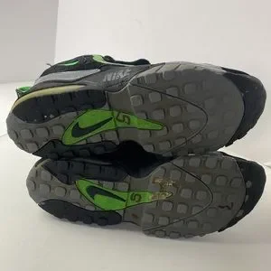 Nike | Shoes | Nike Air Max Speed Turf Black Poison Green  display picture 1